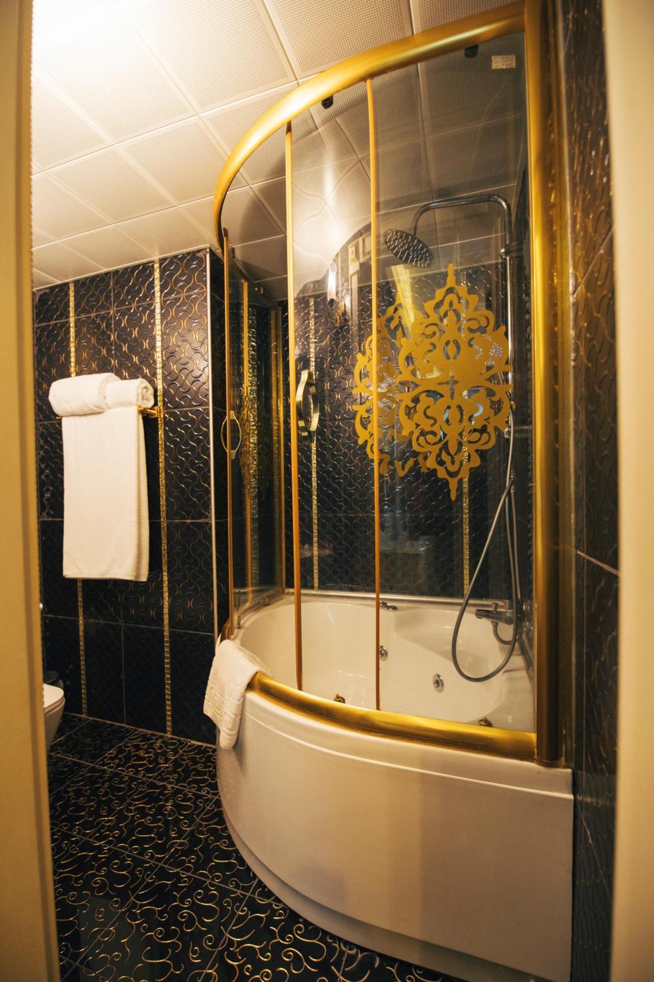 Royal Mersin Otel Exterior photo